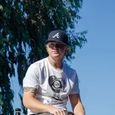 Listen to 8olt, watch music videos, read bio, see tour dates & more!