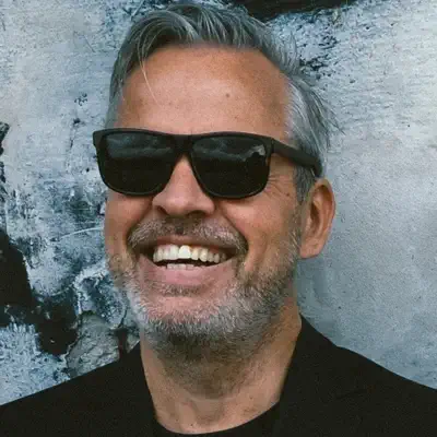 Listen to Thomas Hass, watch music videos, read bio, see tour dates & more!