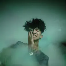 收听 Zach James、观看音乐视频、阅读小传、查看巡演日期等 ！