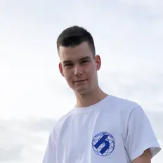 Escucha a MMFB, mira vídeos musicales, lee la biografía, consulta fechas de giras y mucho más.