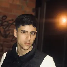 Escucha a Ounacer98, mira vídeos musicales, lee la biografía, consulta fechas de giras y mucho más.