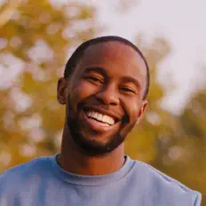 收听 Michael H. Forde、观看音乐视频、阅读小传、查看巡演日期等 ！