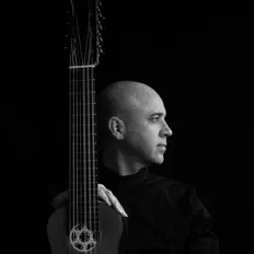 Ascolta Mauricio Garay Cid, guarda video musicali, leggi la biografia, vedi le date del tour & altro!