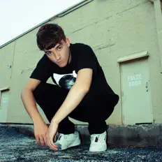 Mattvvを聴いたり、ミュージックビデオを鑑賞したり、経歴やツアー日程などを確認したりしましょう！