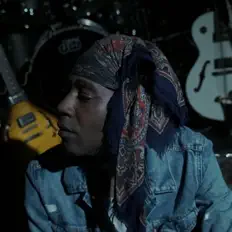 聆聽 Jimi Bonet、觀看音樂影片、閱讀小傳、查看巡演日期等！