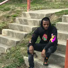 收听 Lump Glizzy、观看音乐视频、阅读小传、查看巡演日期等 ！