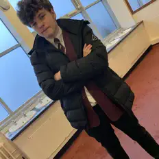 Dengarkan Xander Lewis, tonton video musik, baca bio, lihat tanggal tur & lainnya!
