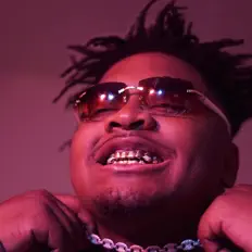Hör dir Jiggy the Goat an, schau dir Musikvideos an, lies die Biografie, finde Tourdaten und mehr!