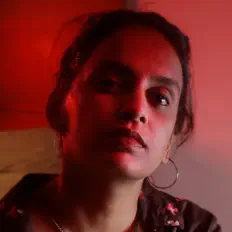 Dengarkan LAMI, tonton video musik, baca bio, lihat tanggal tur & lainnya!