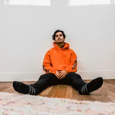 Ouça BLEAM, assista a videoclipes, leia a biografia, veja as datas das turnês e mais!