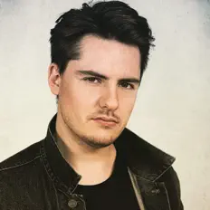 Poslechněte si interpreta Mitchell Kersley, sledujte hudební videa, přečtěte si životopis, podívejte se na data turné a další informace.