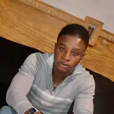 Écoutez Aaronworldwide, regardez des vidéoclips, lisez la biographie, consultez les dates de tournée et plus encore !