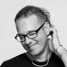 Listen to Stu Hunter, watch music videos, read bio, see tour dates & more!