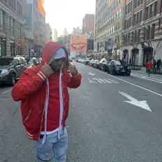 收听 李四、观看音乐视频、阅读小传、查看巡演日期等 ！