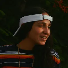 Dengarkan Claydeliz, tonton video musik, baca bio, lihat tanggal tur & lainnya!