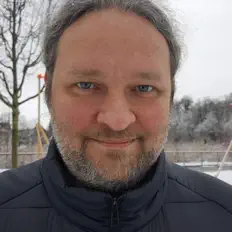 Ascolta Auel, guarda video musicali, leggi la biografia, vedi le date del tour & altro!