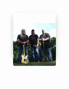 The Fence Roosters सुनें, म्यूज़िक वीडियो देखें, बायो पढ़ें, दौरे की तारीखें और बहुत कुछ देखें!