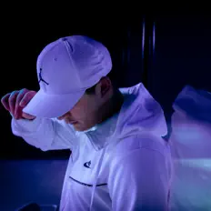 Écoutez Bize, regardez des vidéoclips, lisez la biographie, consultez les dates de tournée et plus encore !