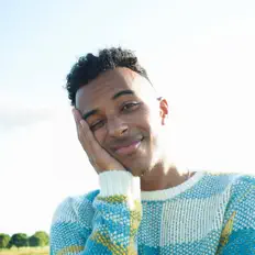 Jonah Reyを聴いたり、ミュージックビデオを鑑賞したり、経歴やツアー日程などを確認したりしましょう！