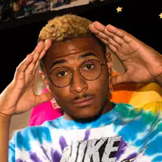 聆聽 Renzo Suburbn、觀看音樂影片、閱讀小傳、查看巡演日期等！