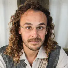 Ouve David Martin Del Yerro Casanueva, vê vídeos de música, lê a biografia, vê as datas da digressão e muito mais!