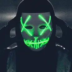 Poslechněte si interpreta Gravel, sledujte hudební videa, přečtěte si životopis, podívejte se na data turné a další informace.