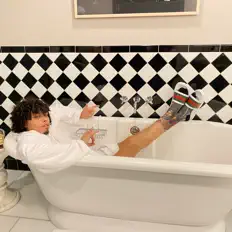 Écoutez TroubleManRico, regardez des vidéoclips, lisez la biographie, consultez les dates de tournée et plus encore !