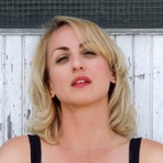 Leila Aleksandra