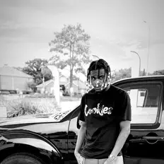 Dengarkan GuapoSanntan, tonton video musik, baca bio, lihat tanggal tur & lainnya!