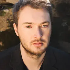 Escucha a Hunter Miller, mira videos musicales, lee su biografía, consulta las fechas de las gira y más.