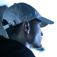 Escucha a YoungDaz, mira videos musicales, lee su biografía, consulta las fechas de las gira y más.