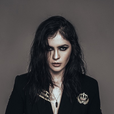 Listen to Lara Klart, watch music videos, read bio, see tour dates & more!