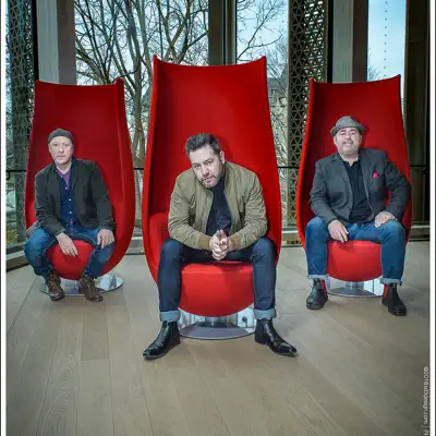 Listen to MonkeyJunk, watch music videos, read bio, see tour dates & more!