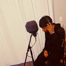 Posłuchaj wykonawcy Big Huncho, obejrzyj teledyski, przeczytaj biografię, zobacz daty tras koncertowych i nie tylko!