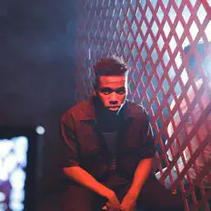 Ascolta NLB Aux, guarda video musicali, leggi la biografia, vedi le date del tour & altro!