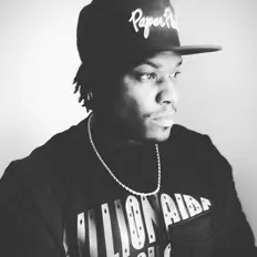 Escucha a Bo Ixaac, mira vídeos musicales, lee la biografía, consulta fechas de giras y mucho más.