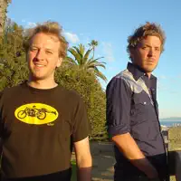 Escucha a undefined, mira vídeos musicales, lee la biografía, consulta fechas de giras y mucho más.