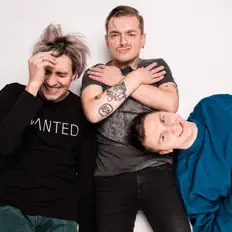 Escucha a DGTK, mira videos musicales, lee su biografía, consulta las fechas de las gira y más.