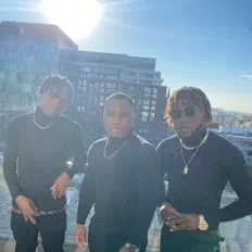 Escucha a YGM -YOUNG GENA MUSIC, mira vídeos musicales, lee la biografía, consulta fechas de giras y mucho más.