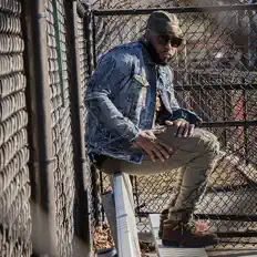 Ouça Sylus Gambino, assista a videoclipes, leia a biografia, veja as datas das turnês e mais!