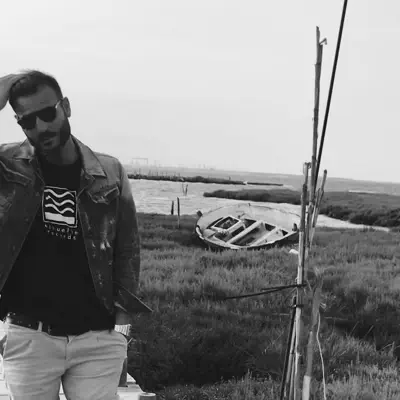Listen to Pepo Galan, watch music videos, read bio, see tour dates & more!