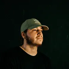 Posłuchaj wykonawcy Alejo Lit, obejrzyj teledyski, przeczytaj biografię, zobacz daty tras koncertowych i nie tylko!