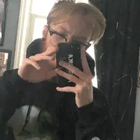 Escucha a undefined, mira vídeos musicales, lee la biografía, consulta fechas de giras y mucho más.