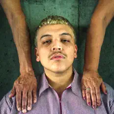 Mxneytalksを聴いたり、ミュージックビデオを鑑賞したり、経歴やツアー日程などを確認したりしましょう！