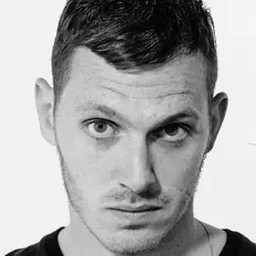 Lou Hill dinle, müzik videolarını izle, biyografisini oku, tur tarihlerini ve daha fazlasını gör!