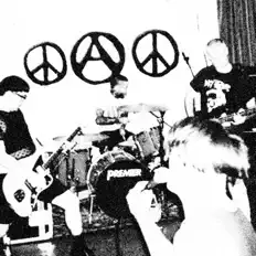 Dengarkan Negative Space, tonton video musik, baca bio, lihat tanggal tur & lainnya!