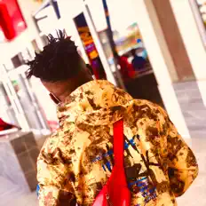 Ouça The Unknown Band, assista a videoclipes, leia a biografia, veja as datas das turnês e mais!