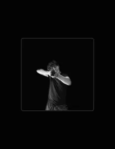 Posłuchaj wykonawcy AKM, obejrzyj teledyski, przeczytaj biografię, zobacz daty tras koncertowych i nie tylko!