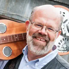 Steve Eulbergを聴いたり、ミュージックビデオを鑑賞したり、経歴やツアー日程などを確認したりしましょう！