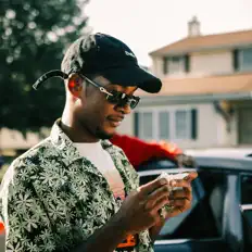 收听 The Kid Wes、观看音乐视频、阅读小传、查看巡演日期等 ！